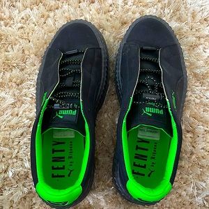 Green and Black Rhianna Fenty Platform Shoes💚🖤